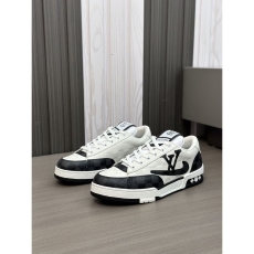 Louis Vuitton Low Shoes